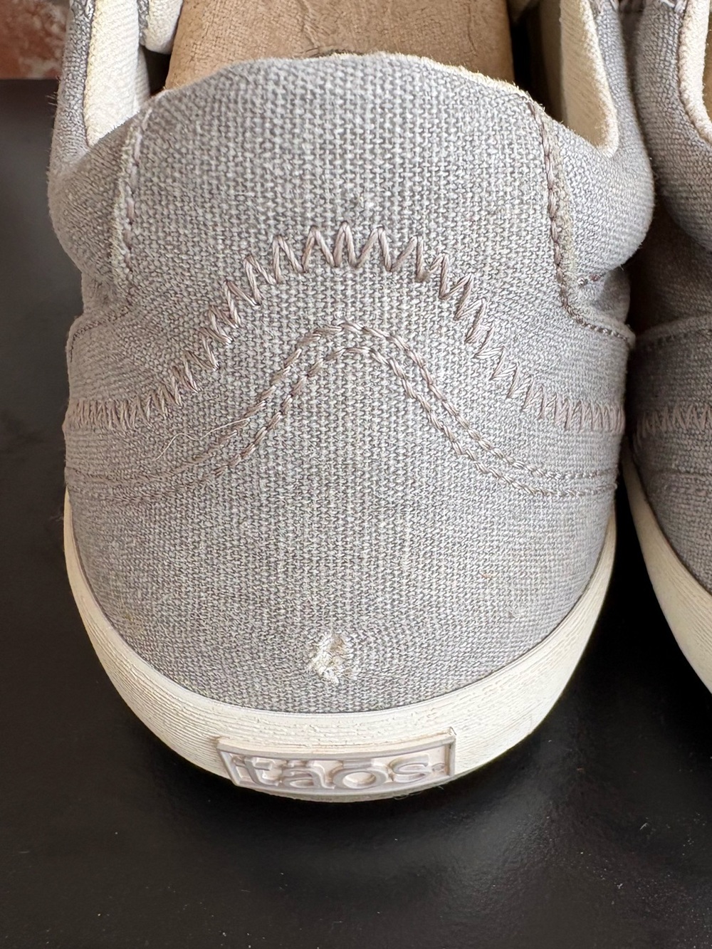 Taos Star Burst Comfort Canvas Sneakers Washed Gray Size 10 Wide FLAWED - Picture 14 of 14